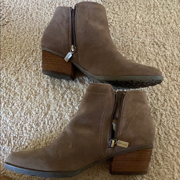 Blondo Waterproof Booties - Picture 4 of 4